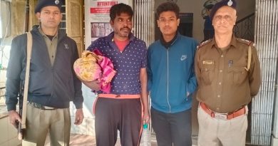 নন্দকুমার থানার পুলিশের মানবিক মুখ ভবঘুরে ফিরে পেল নিজের বাড়ি