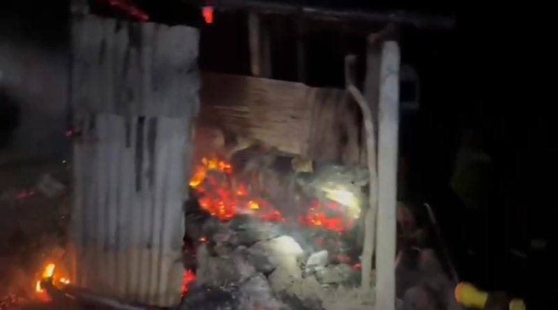 বিধানসভা ভোটের আগে উত্তপ্ত পূর্ব মেদিনীপুর, খেজুরিতে বজরং দলের সমর্থকের দোকানে আগুন,অভিযোগের তীর তৃণমূল আশ্রিত দুষ্কৃতীদের বিরুদ্ধে,